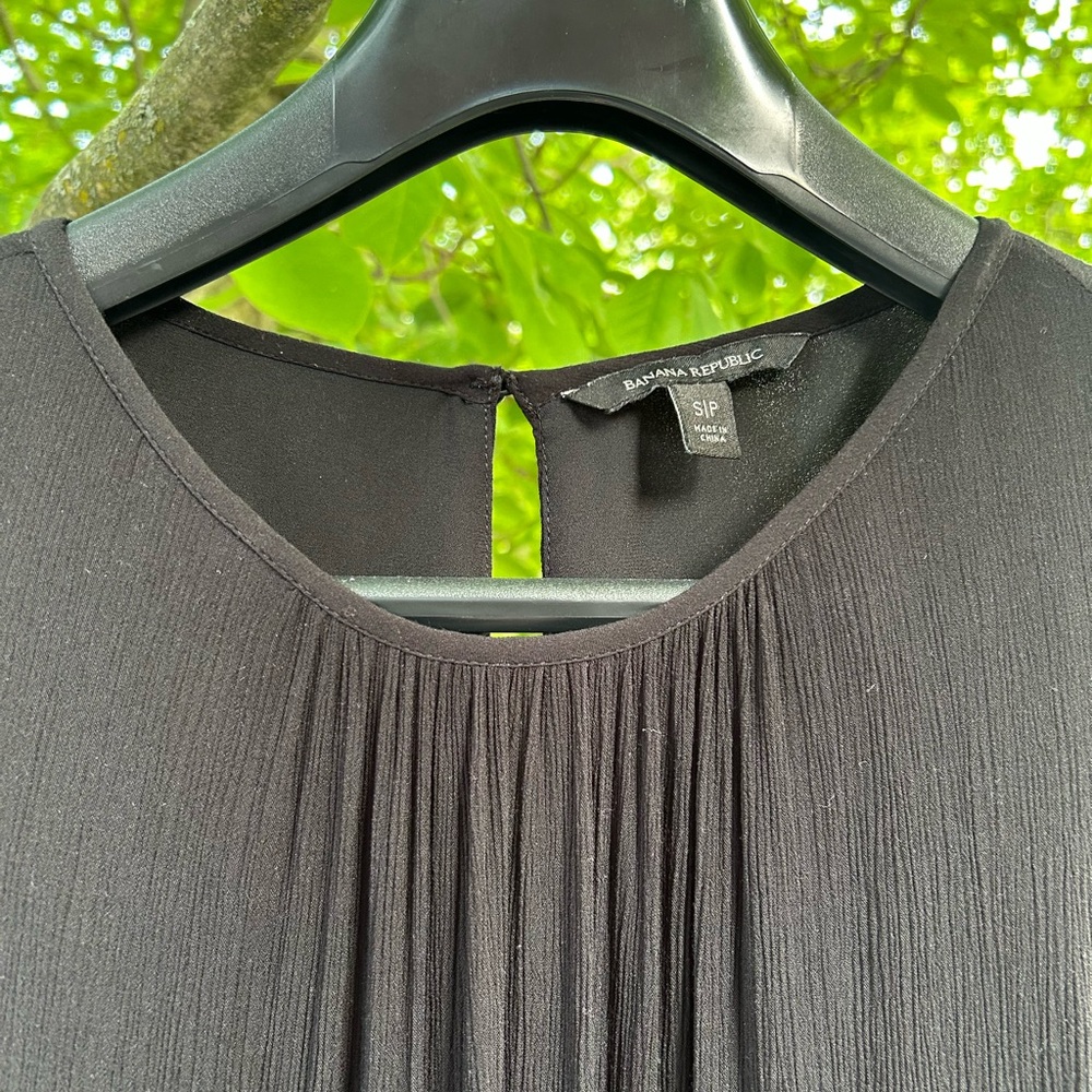 Banana Republic Summer Little Black Dress - Picture 5 of 6